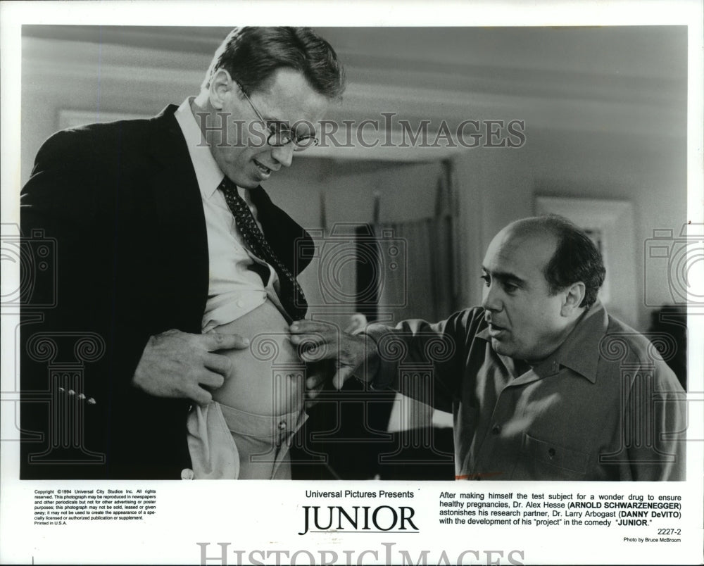 1994, Arnold Schwarzenegger, Danny DeVito in "Junior" Movie - Historic Images