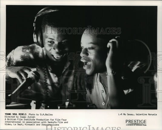 1992 Press Photo Mo Sesay, Valentine Nonyela in "Young Soul Rebels" Movie - Historic Images