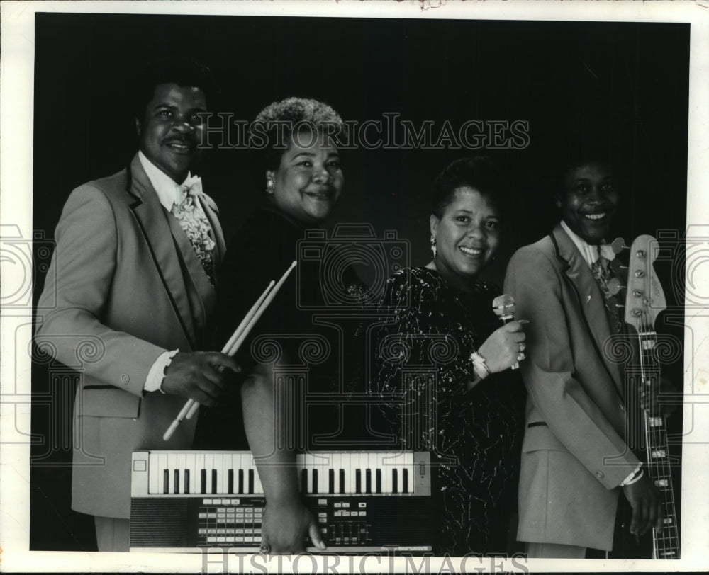 1989, Mary Davis and the Special Order Band at First Wisconsin Eve. - Historic Images
