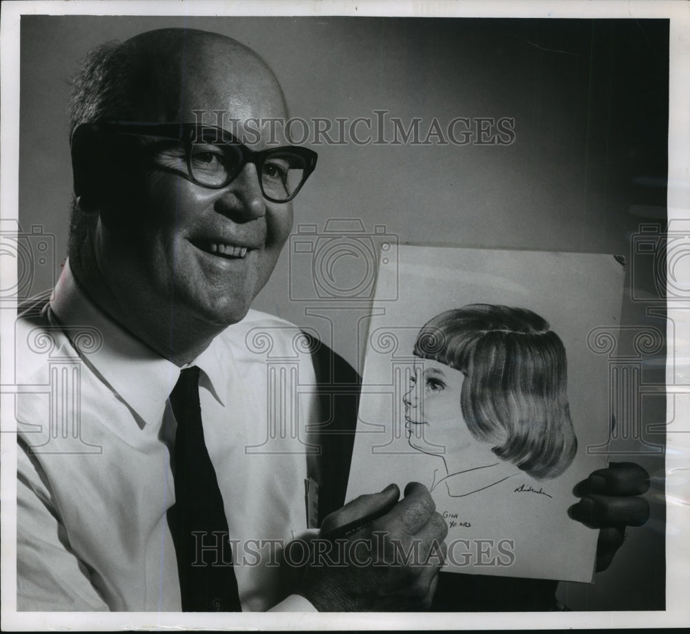 1980 Artist Arnold Didrickson with one of his five minute sketches.-Historic Images