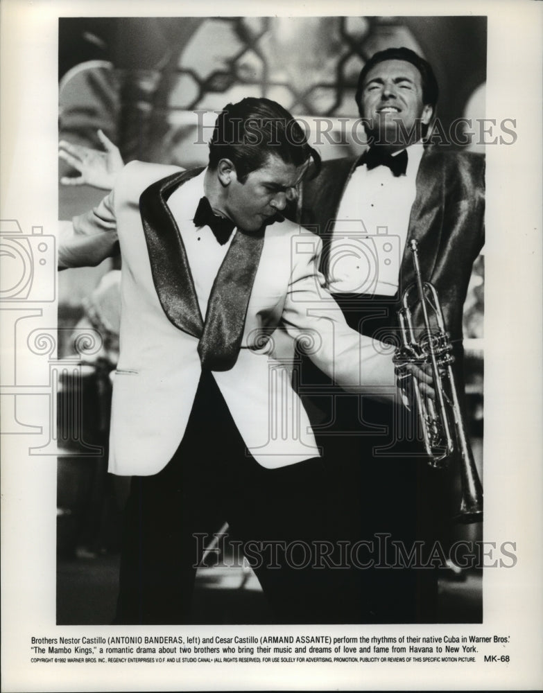 1992 Press Photo Antonio Banderas and Armand Assante star in Mambo Kings. - Historic Images