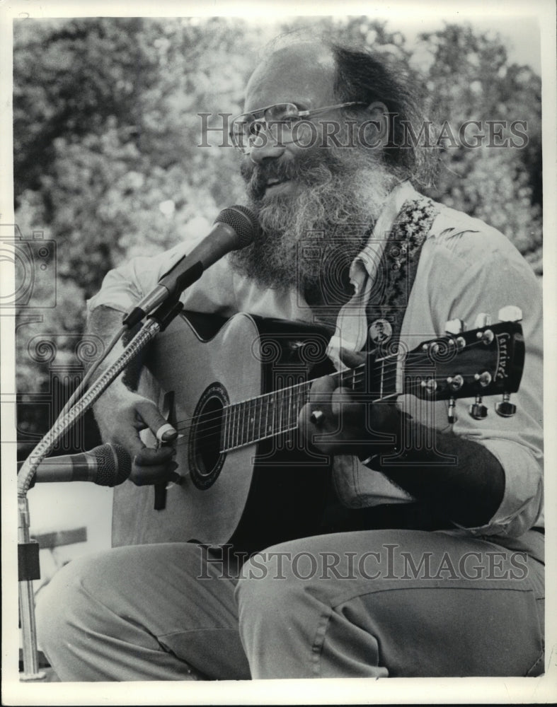 1987 Press Photo David HB Drake, folk singer and musician. - mjp09915 - Historic Images