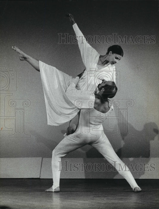 1979, David H.B. Drake and Betty Salamun in Dancecircus "Winterdawn" - Historic Images