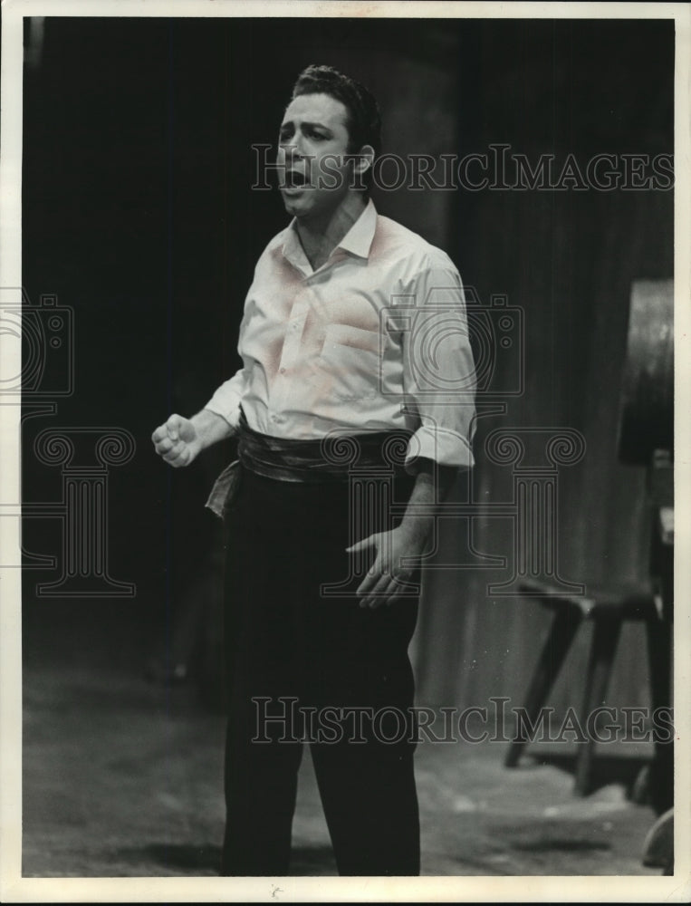 1970 Press Photo Singer Enrico di Giuseppe as Turiddu in Cavalleria Rusticana-Historic Images