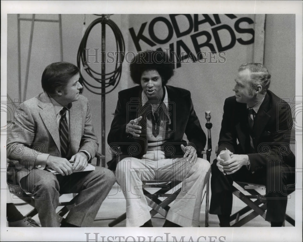 1974, Claude Dismuke and Robert Fordyce on the Mike Douglas Show. - Historic Images