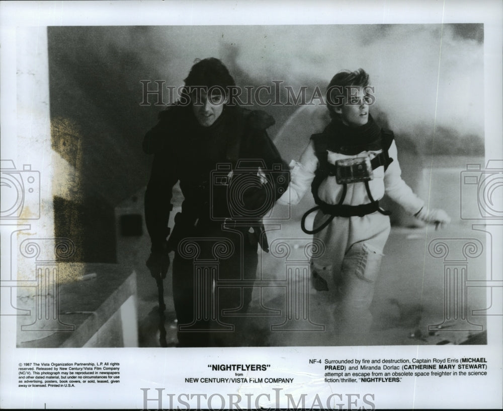 1987 Press Photo Actor Michael Praed, Catherine Mary Stewart in "Nightflyers" - Historic Images
