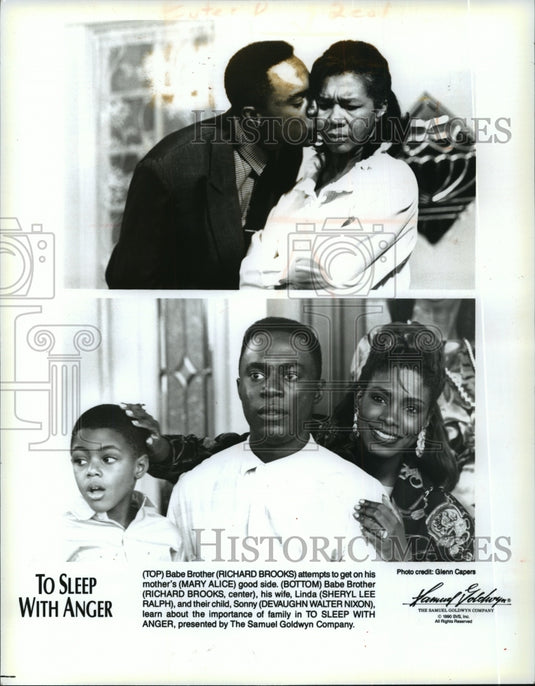 1993 Press Photo Actor Richard Brooks, Mary Alice in "To Sleep with Anger" - Historic Images