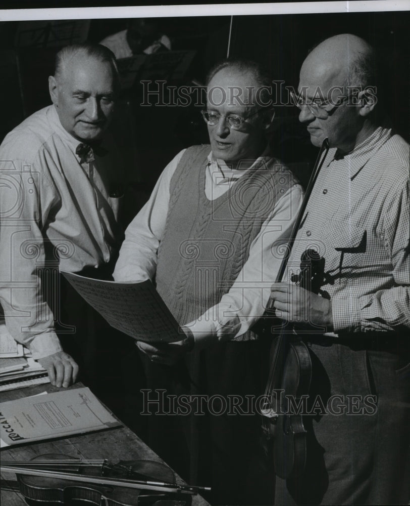 1957 Press Photo Joseph Schroetter, Julius Ehrlich & Raymod Brown, concertmaster - Historic Images