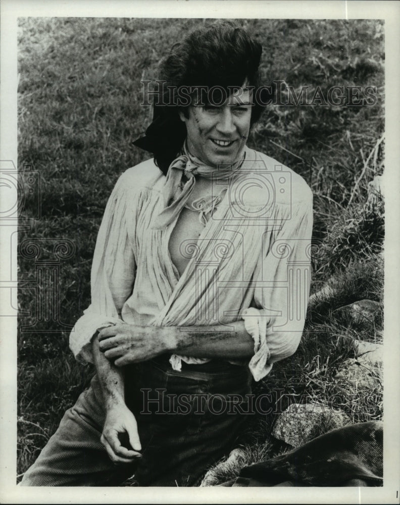 1977 Press Photo Robin Ellis stars in the title role on Poldark, on PBS.- Historic Images