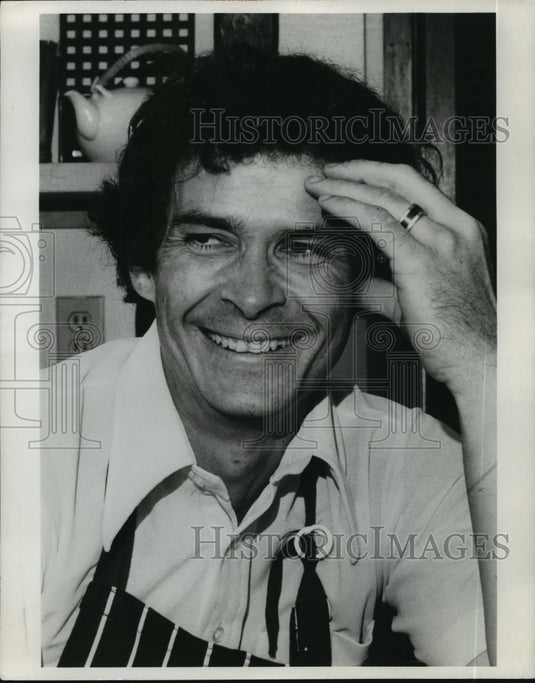 1983, Merle Ellis, celebrity butcher and broadcaster from Milwaukee. - Historic Images