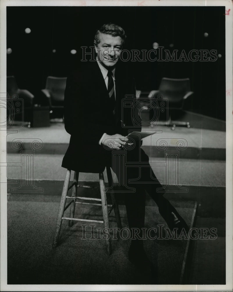 1969 Press Photo David Susskind, TV talk show host and producer. - mjp10883 - Historic Images