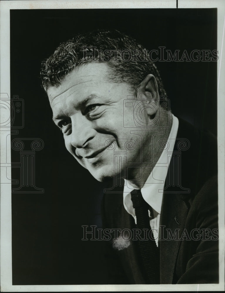 1963 Press Photo David Susskind, TV talk show host and producer. - mjp10890 - Historic Images