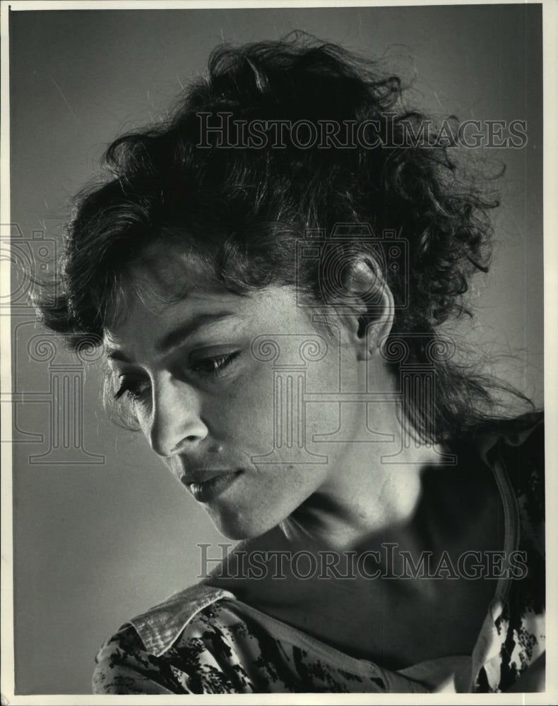 1988, Cate Peicher, dancer. - mjp10937 - Historic Images