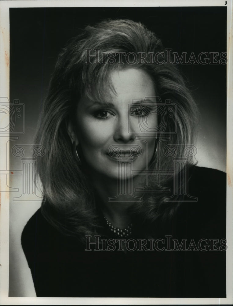 1990 Press Photo Faith Daniels, news anchor on NBC News. - mjp11172 - Historic Images