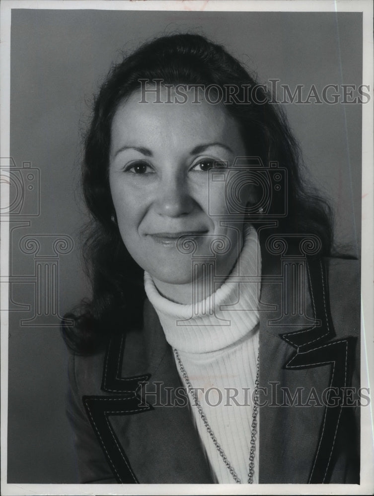 1974 Press Photo Bonnie Dirks, Milwaukee area singer. - mjp11208 - Historic Images