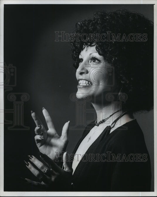 1975, Joey Cross, Milwaukee area singer. - mjp11242 - Historic Images