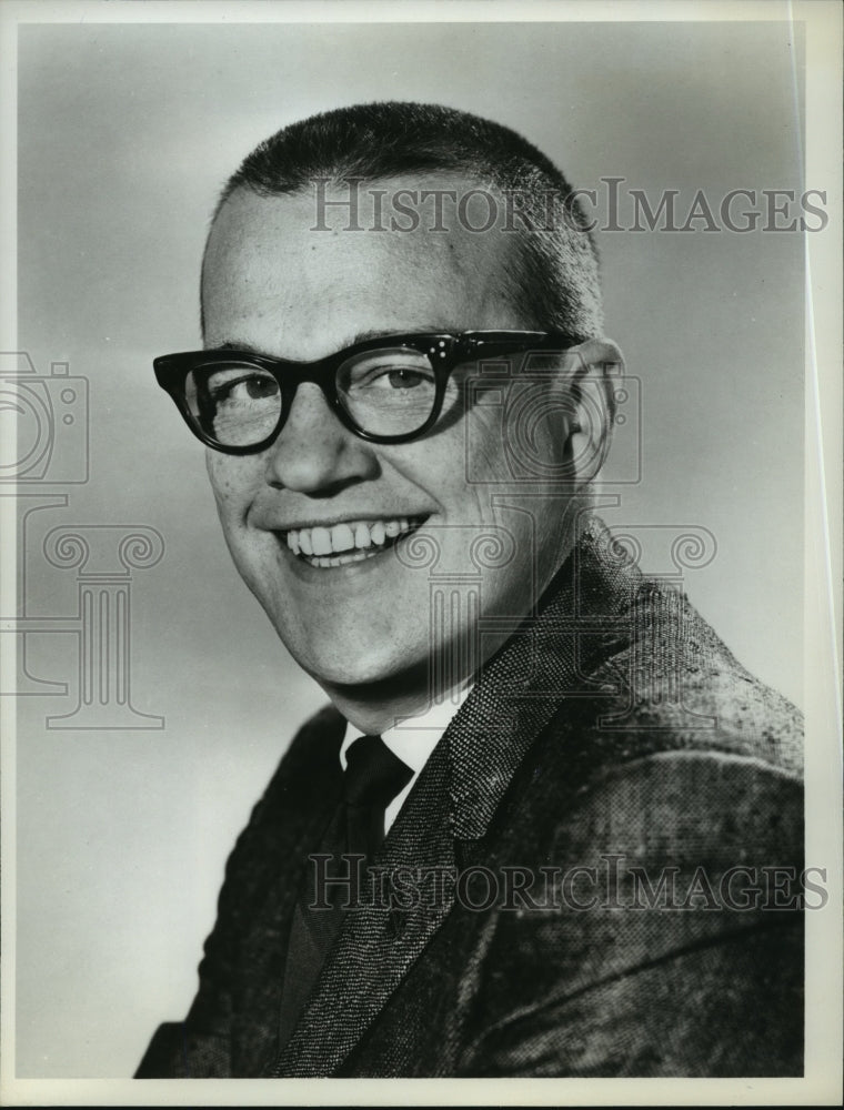 1964 Press Photo Bill Cullen hosts The Price is Right, on ABC. - mjp11250 - Historic Images