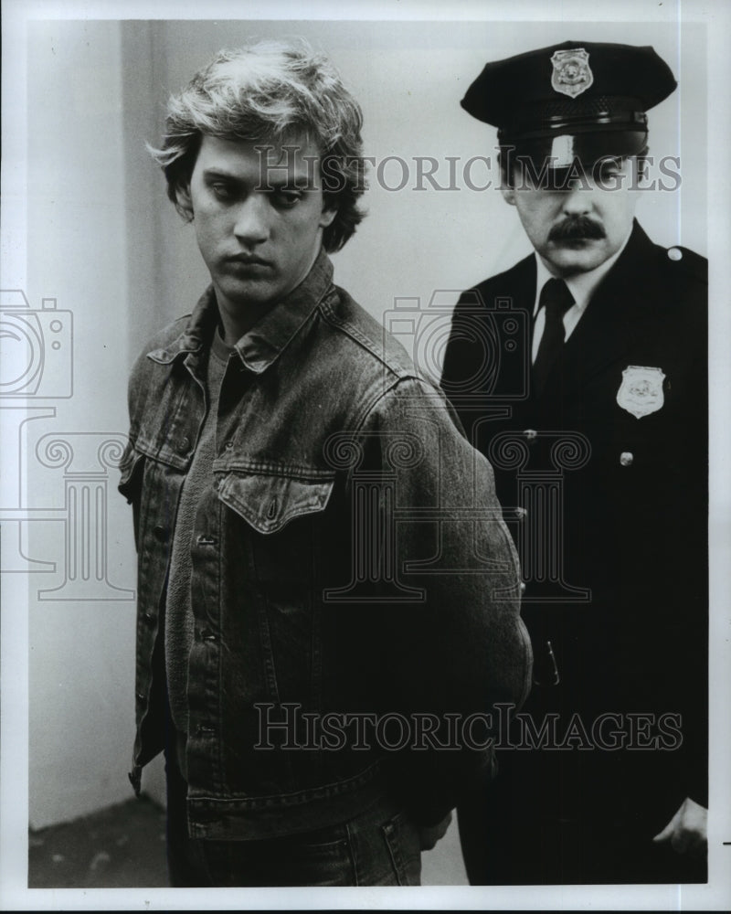 1985 Press Photo Anthony Edwards in Going for the Gold: The Bill Johnson Story. - Historic Images