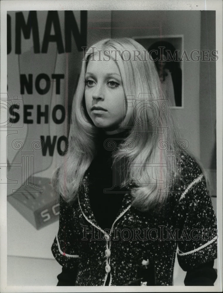 1973 Press Photo Bonnie Ebsen guest stars on Barnaby Jones, on CBS. - mjp11286-Historic Images