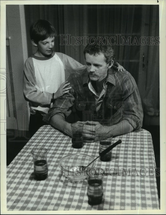 1988 Press Photo David Morse and Lukas Haas star in A Place at the Table, on NBC - Historic Images