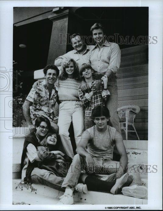 1985, George Dzundza, Lenore Kasdorf & Mary Kohnert in 2 1/2 Dads. - Historic Images
