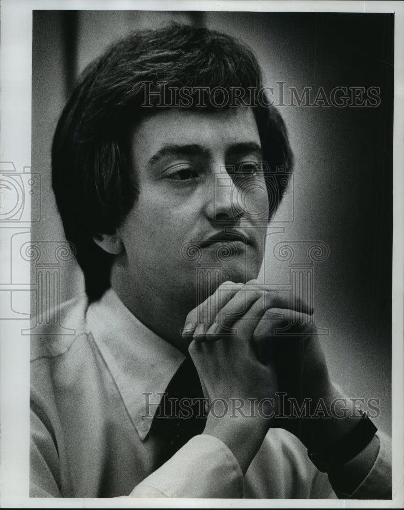 1978, Steven De Groote to perform with Milwaukee Symphony Orchestra. - Historic Images