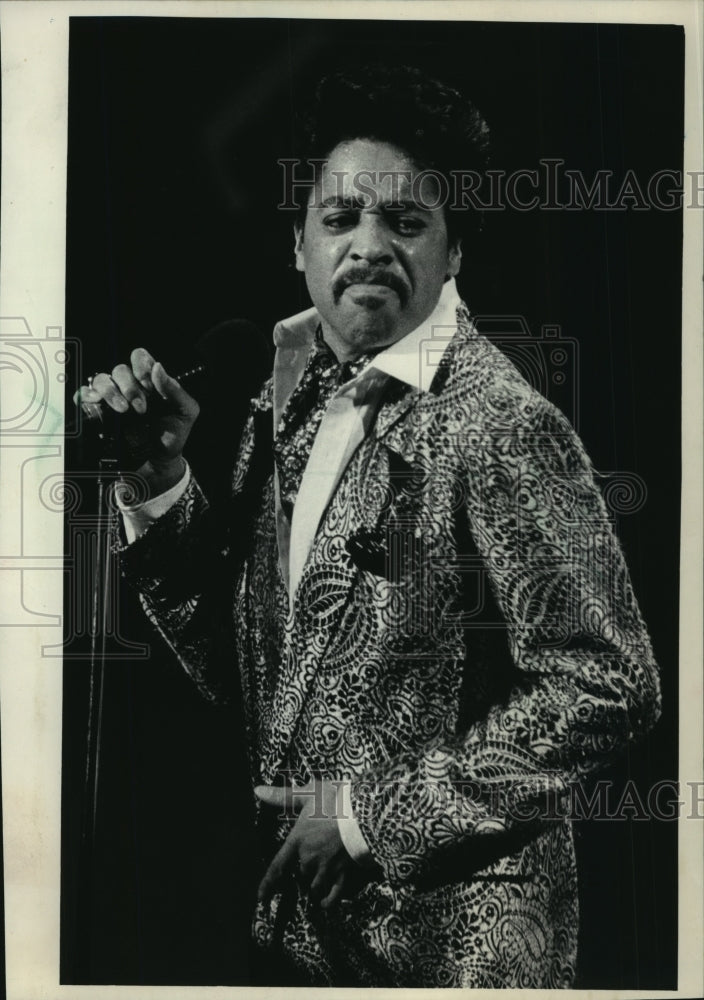 1985, Singer Morris Day performing on the Riverside stage. - Historic Images