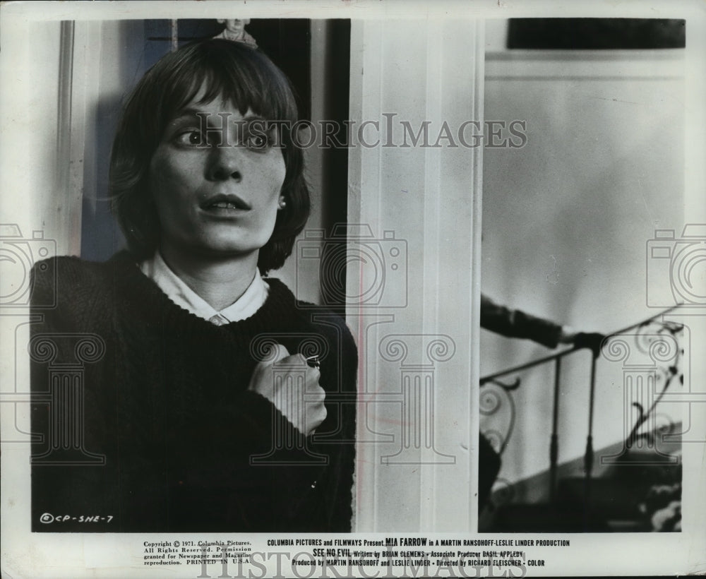 1971, Actress Mia Farrow in &quot;See No Evil&quot; Movie Scene - mjp11566 - Historic Images