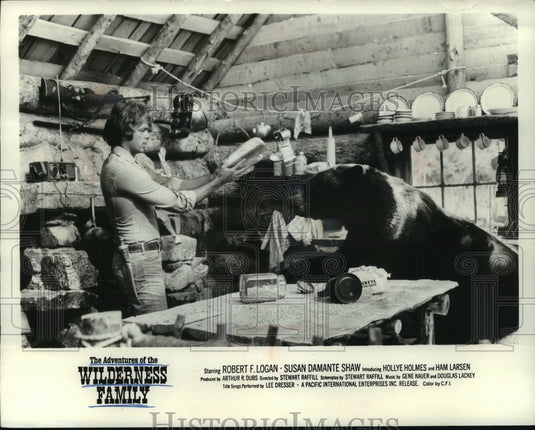 1976 Press Photo "The Adventures of the Wilderness Family" Movie Scene-Historic Images