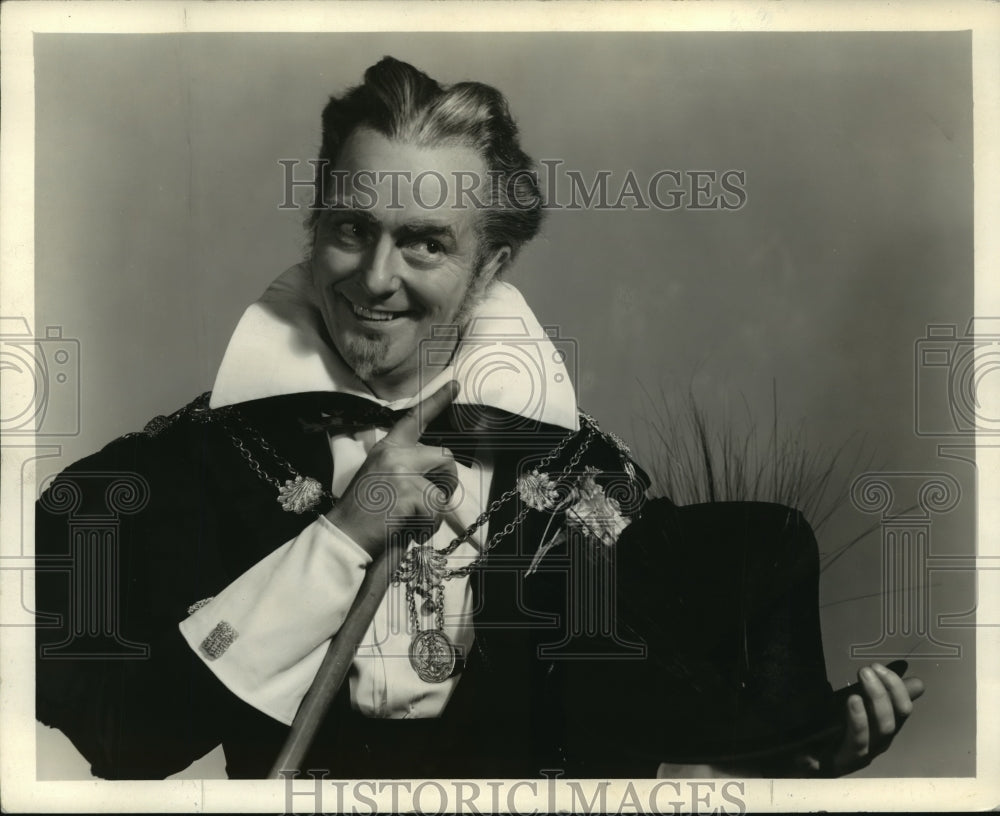Press Photo Shakespearean Actor Maurice Evans as Malvolio in &quot;Twelfth Night&quot; - Historic Images