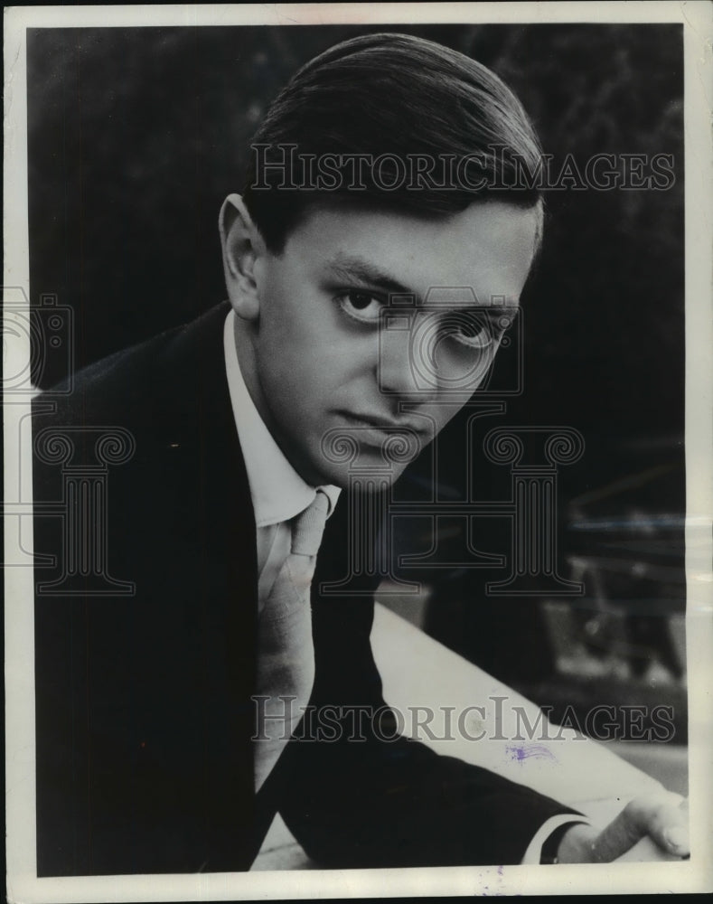 Press Photo French Pianist Philippe Entremont for Milwaukee Symphony Orchestra - Historic Images