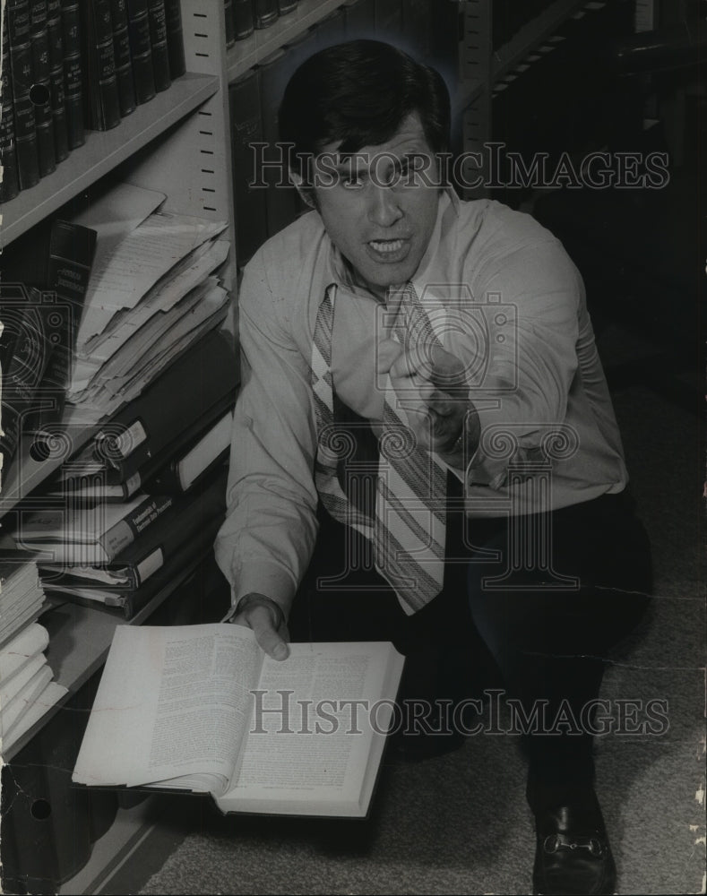 1969 Press Photo Actor James Farentino in &quot;The Bold Ones&quot; - mjp12060 - Historic Images