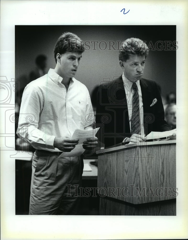 1987 Press Photo Andrew Falci and lawyer, Steven Hurley, appear in court. - Historic Images