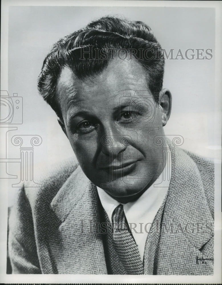 1954 Press Photo Clifton Fadiman, Host "Conversation" NBC Radio Program - Historic Images