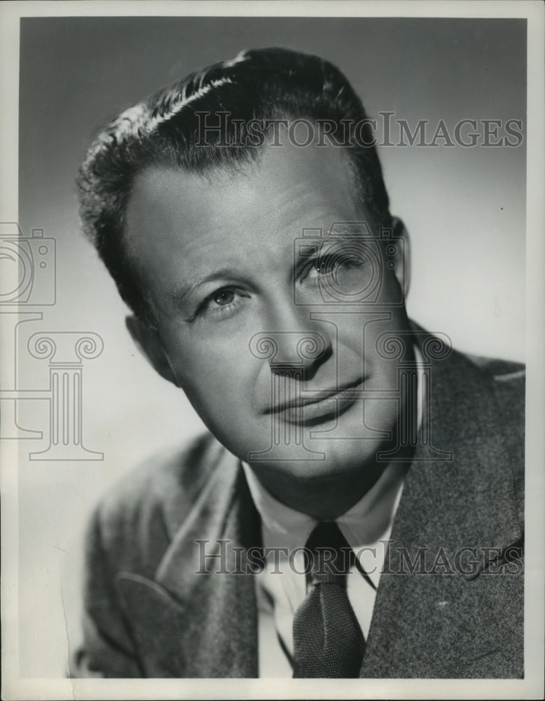 1956 Press Photo Clifton Fadiman, Host &quot;Quiz Kids&quot; CBS TV Series - mjp12213 - Historic Images