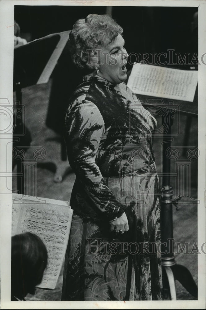 Press Photo Opera Singer Eileen Farrell - mjp12311 - Historic Images