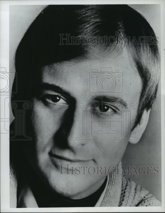 Press Photo Baritone Ryan Edwards - mjp12436 - Historic Images