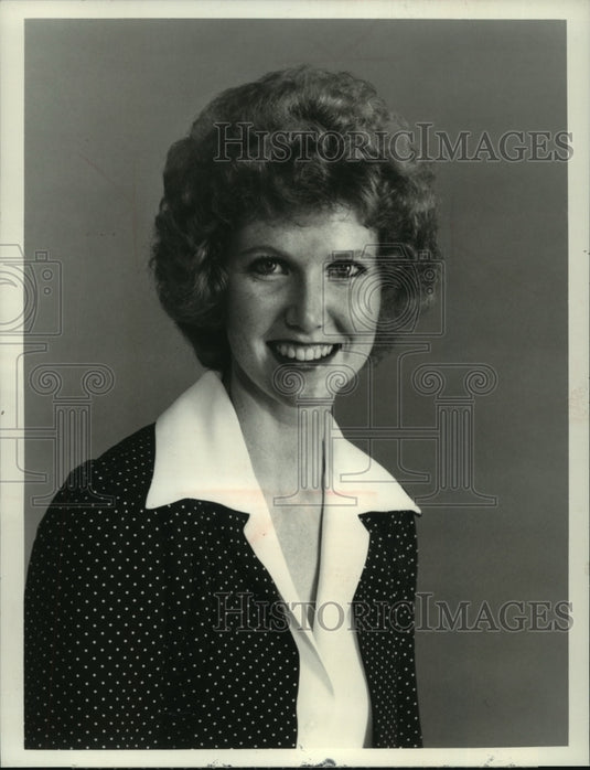 1975 Press Photo Stephanie Edwards, one of three hosts of ABC's "AM America" - Historic Images