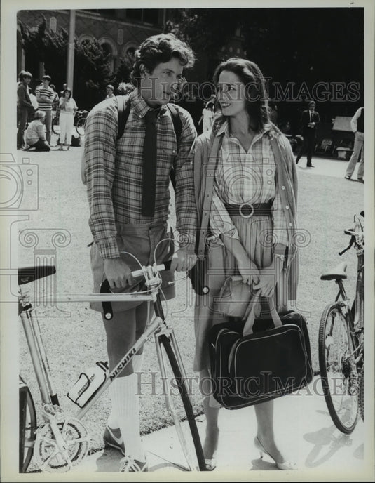1985 Press Photo Actor Jim Metzler, Janet Eiber in "The Best Times" NBC Series - Historic Images