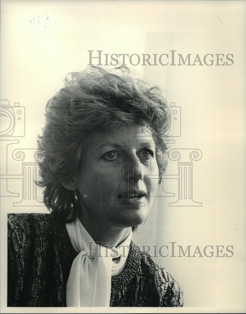 1984 Press Photo Audrey Eyton, Author Diet Book "The F-Plan Diet" - mjp12513 - Historic Images