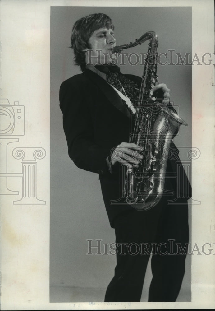 Press Photo Tom Fabre, Saxophonist - mjp12670 - Historic Images