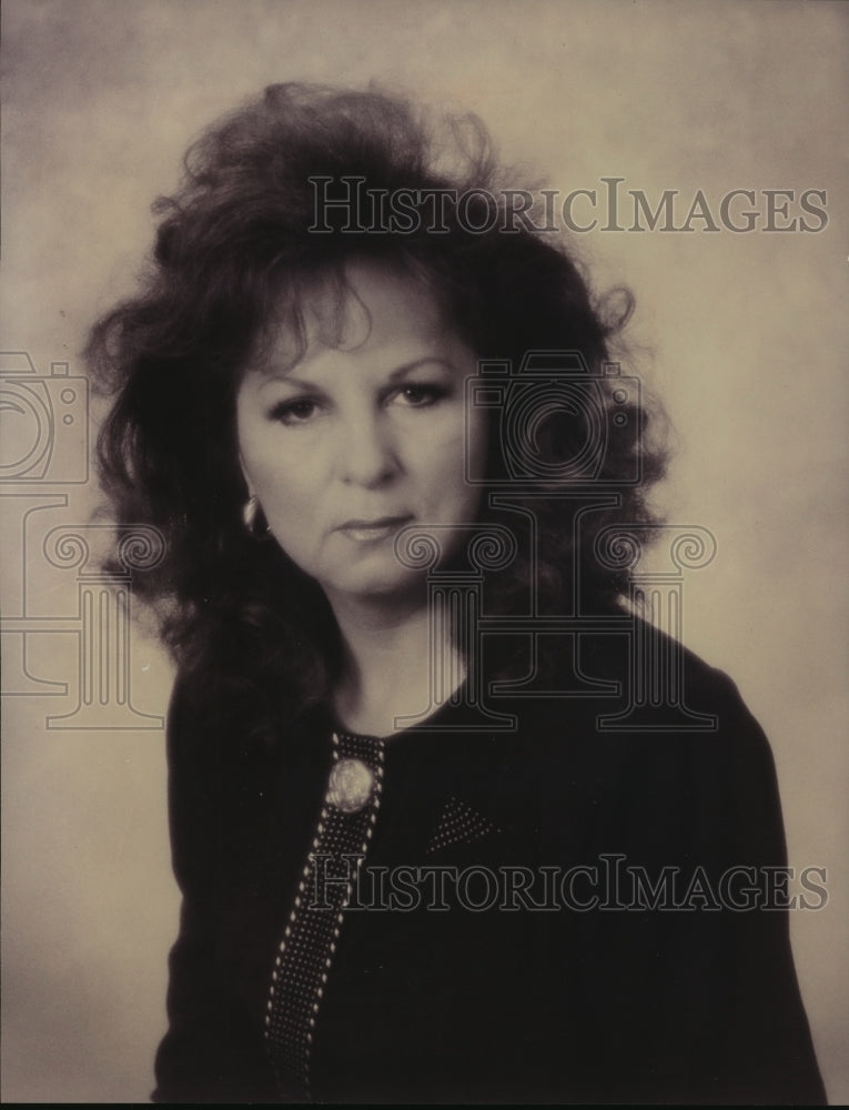 1994 Press Photo Betty Eadie, Author of Bestsller &quot;Embraced by the Light&quot; - Historic Images