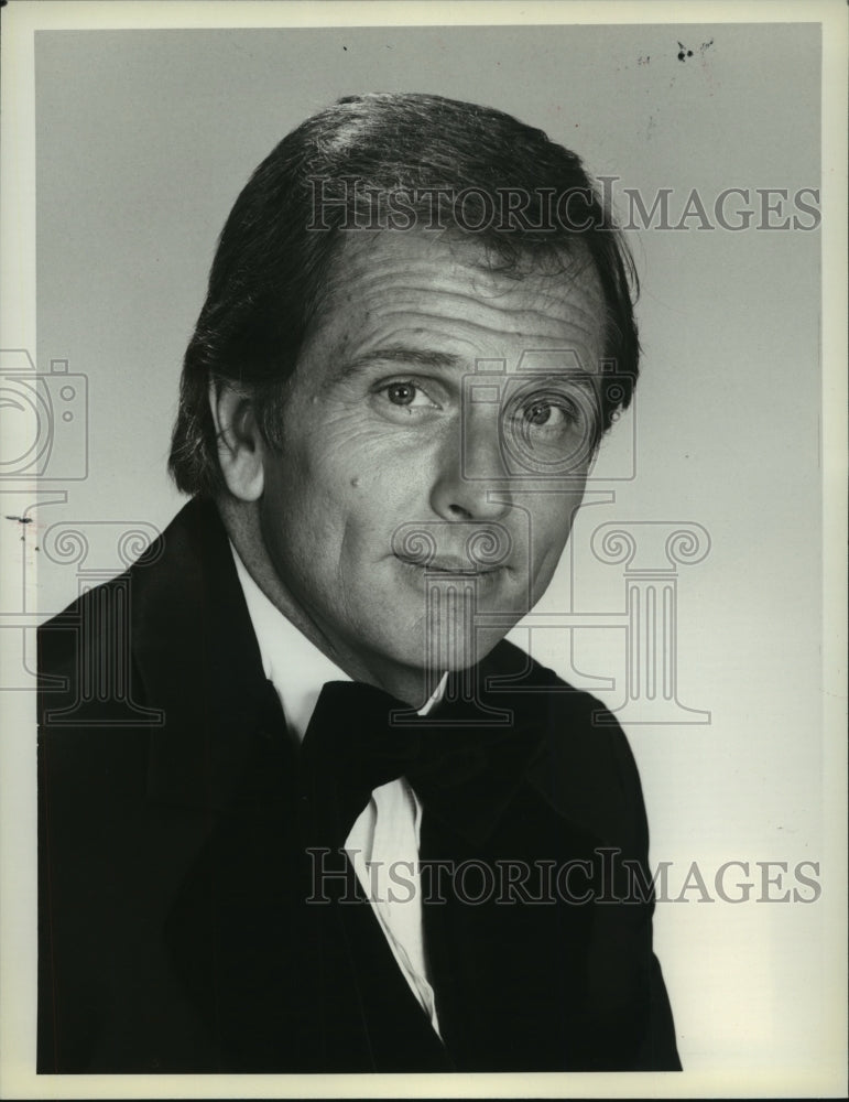 1980 Press Photo Roy Ely hosts The Miss America Pageant, on NBC. - mjp12752 - Historic Images