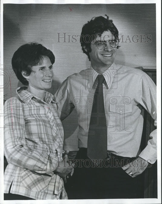 1975 Press Photo Brenda and Marc Feigen Fasteau, Feminists & Lawyers - mjp12994 - Historic Images