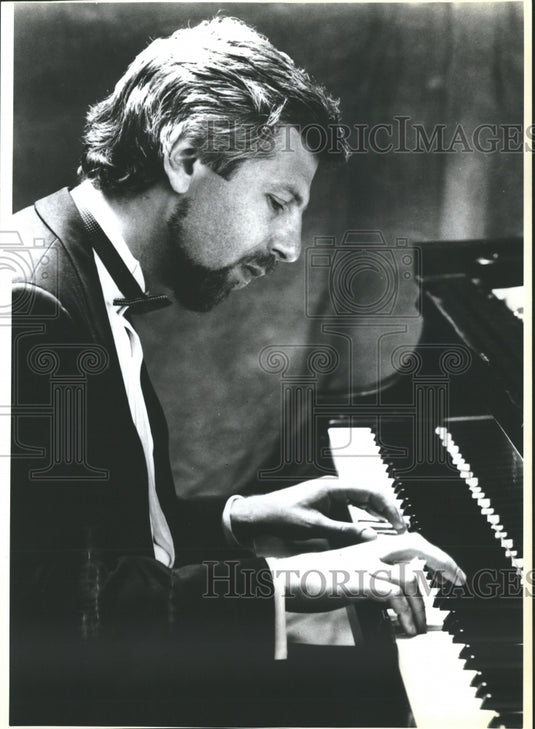 1993 Press Photo "Journey from Home -- Vladimir Feltsman" PBS Documentary - Historic Images