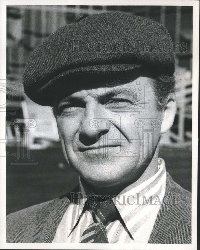 1977 Press Photo Ed Flanders actor stars in &quot;The Amazing Howard Hughes,&quot; on CBS. - Historic Images