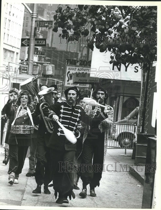 1983, The Flying Karamazov Brothers and their band - mjp13301 - Historic Images