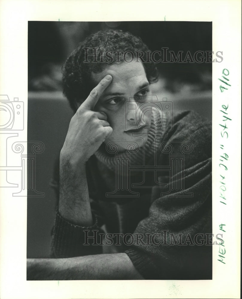 1986 Press Photo Fashion Designer Andrew Fezza previews style - mjp13356 - Historic Images