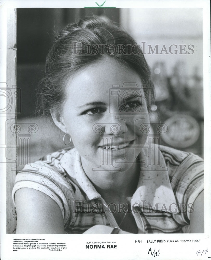 1979 Press Photo Sally Field stars as "Norma Rae" - mjp13408 - Historic Images