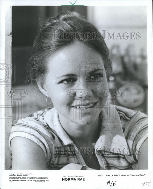 1979 Press Photo Sally Field stars as "Norma Rae" - mjp13408 - Historic Images